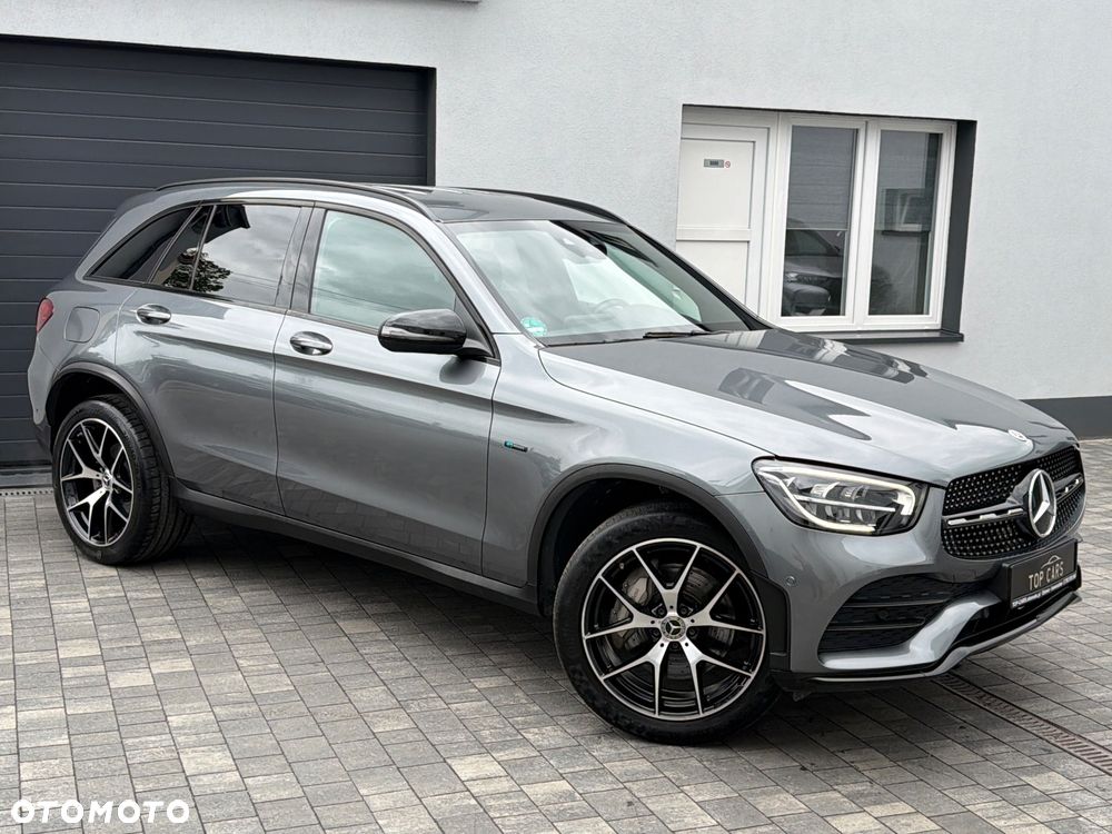 Mercedes-Benz GLC 300 e 4Matic 9G-TRONIC Edition AMG Line - 17
