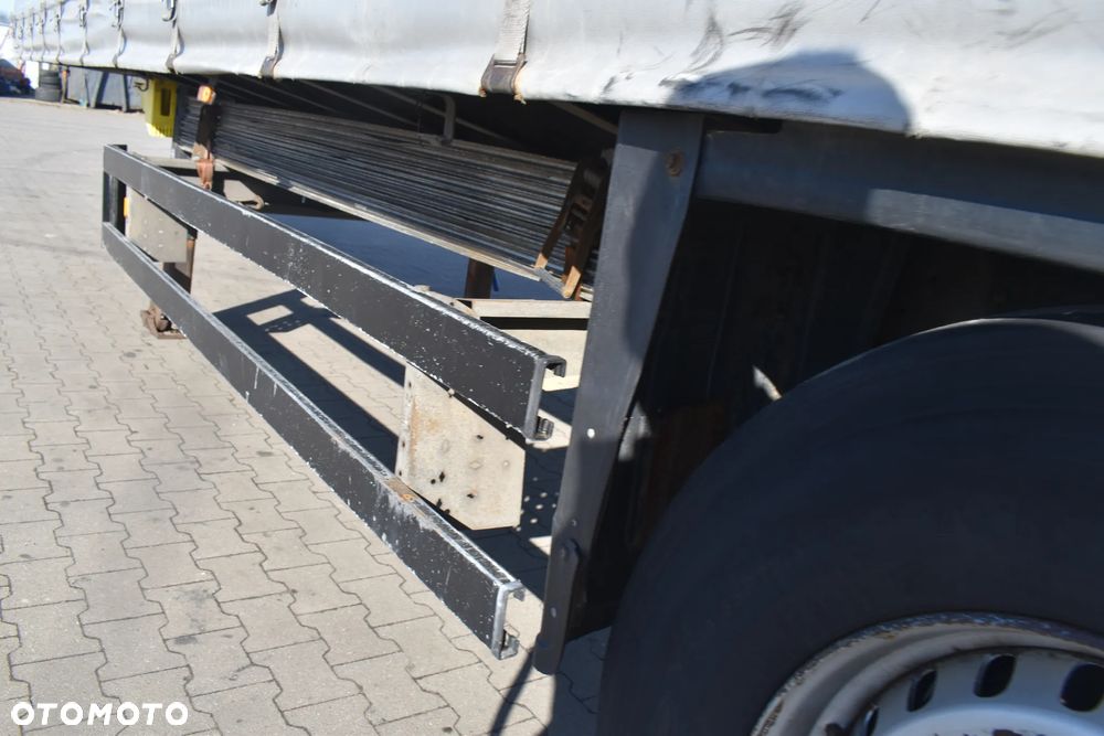 Schmitz Cargobull SCB - 12