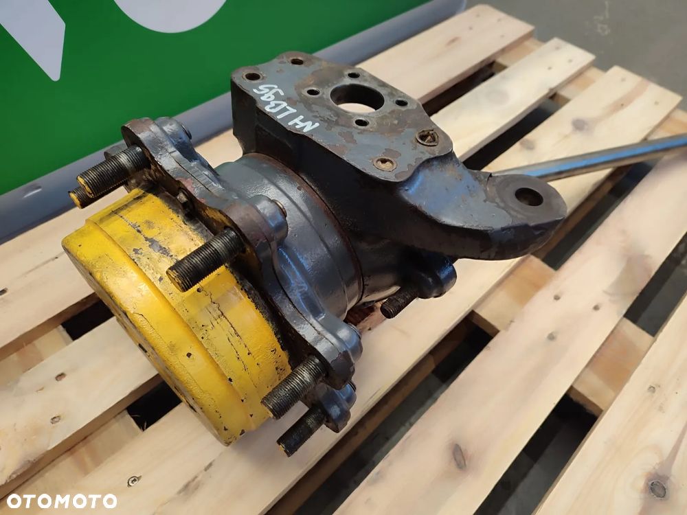 Zwolnica Zwrotnica Piasta 19025 Półoś NEW HOLLAND LB95 - 3