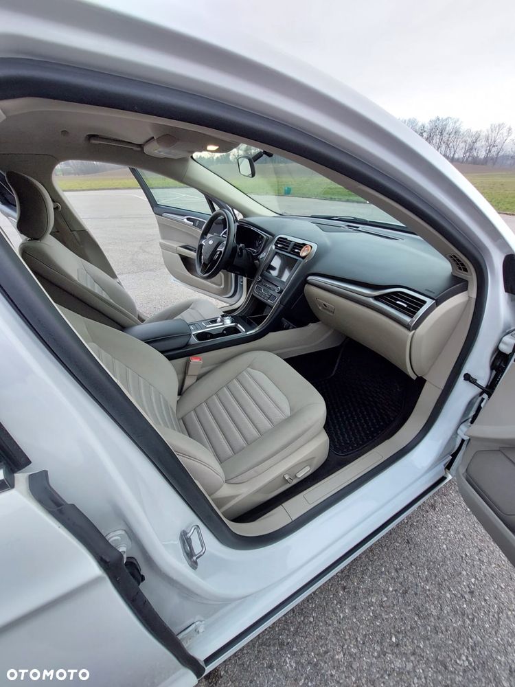 Ford Mondeo - 15