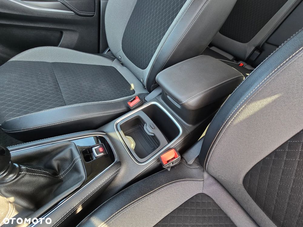 Opel Grandland X 1.2 T Innovation S&S - 19