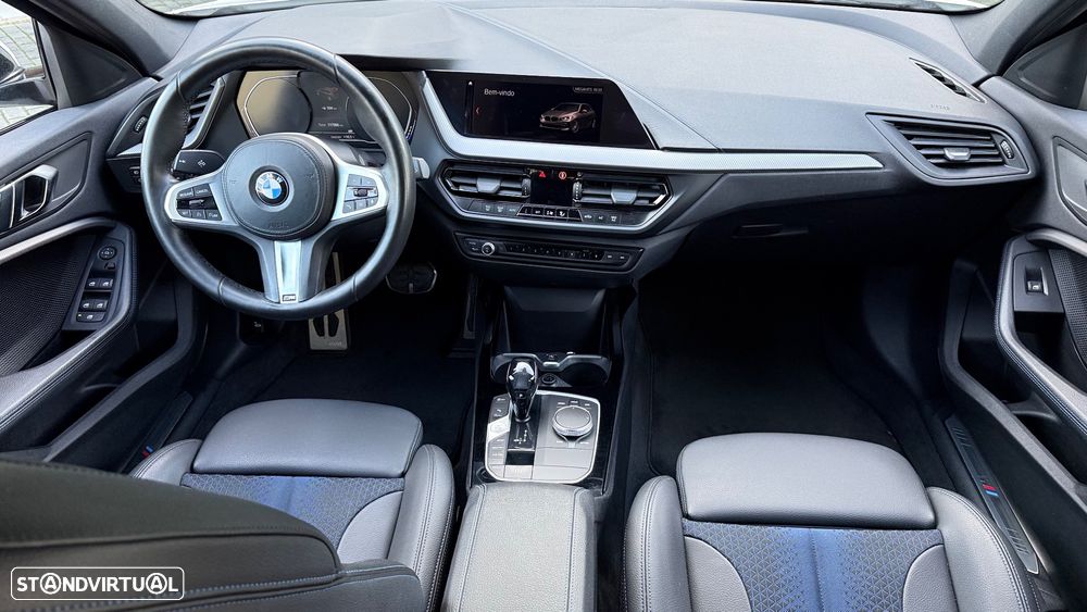BMW 118 i Pack Desportivo M Auto - 43