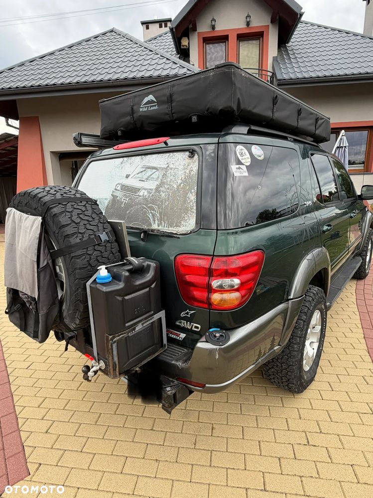 Toyota Sequoia - 5