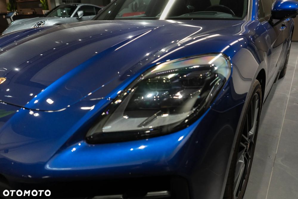 Porsche Panamera - 35