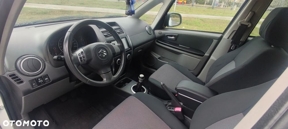 Suzuki SX4 1.6 VVT 4x2 Comfort WRC - 17