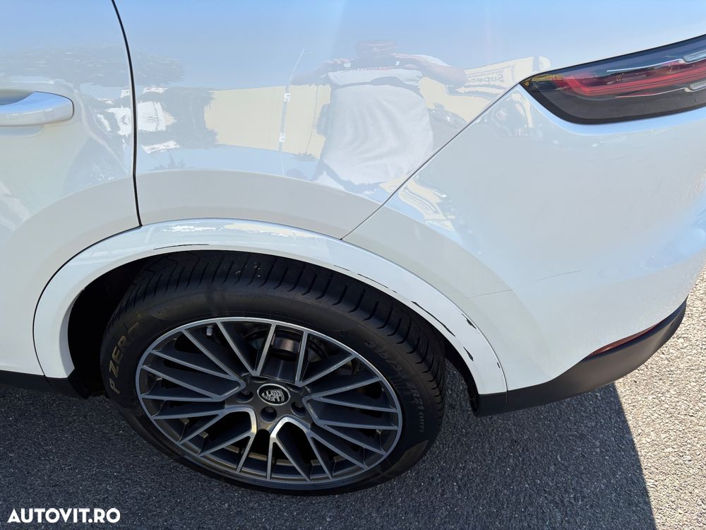 Porsche Cayenne Standard - 26