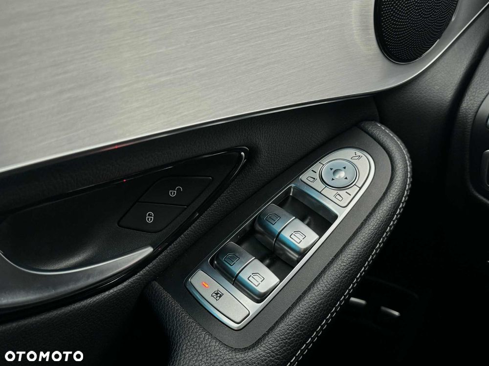 Mercedes-Benz GLC 300 4-Matic - 15