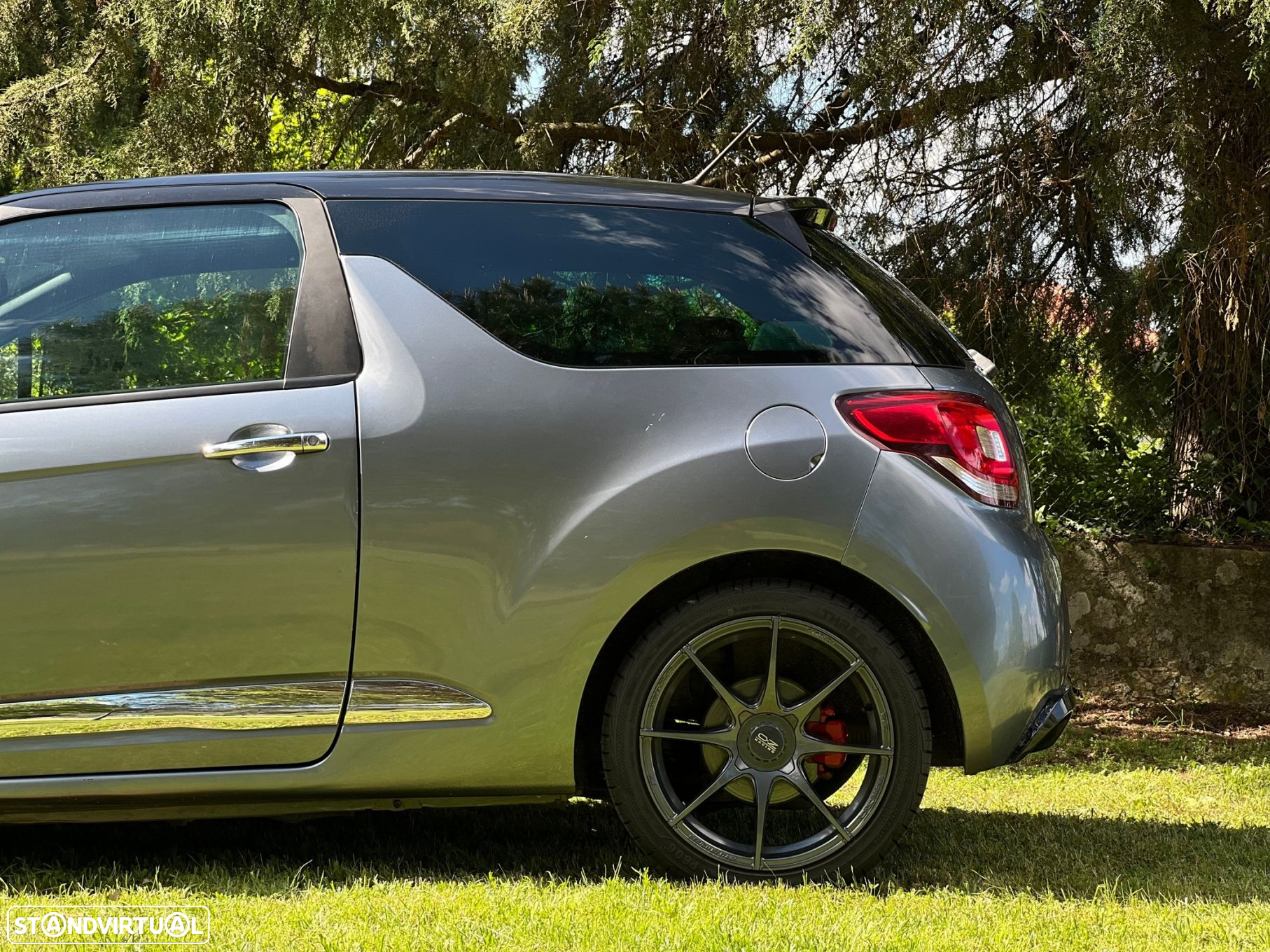 Citroën DS3 1.6 e-HDi So Chic - 8