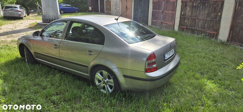 Skoda Superb - 4