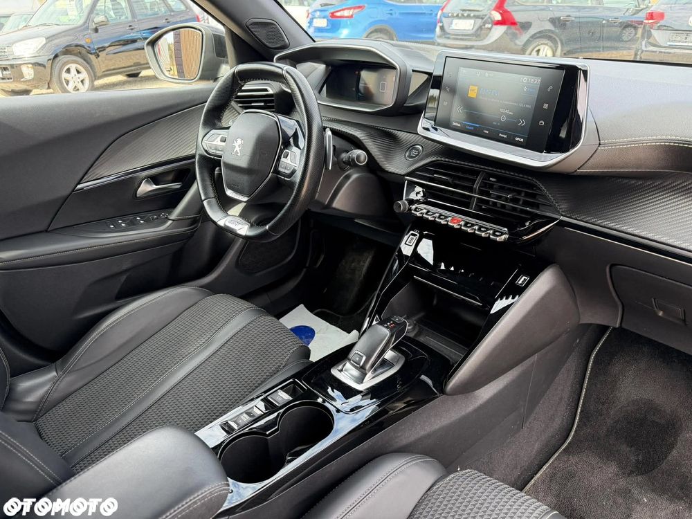 Peugeot 2008 1.5 BlueHDi GT Line S&S EAT8 - 12