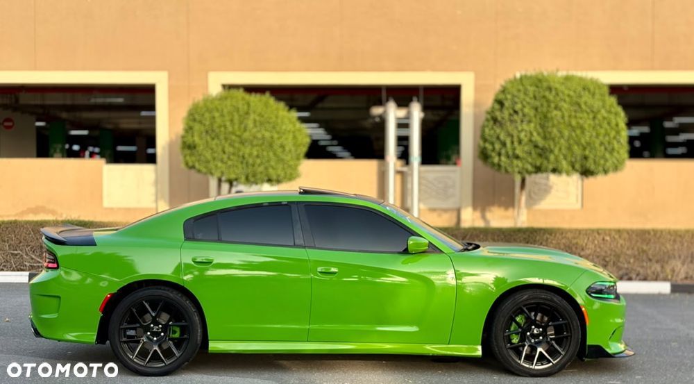 Dodge Charger - 4