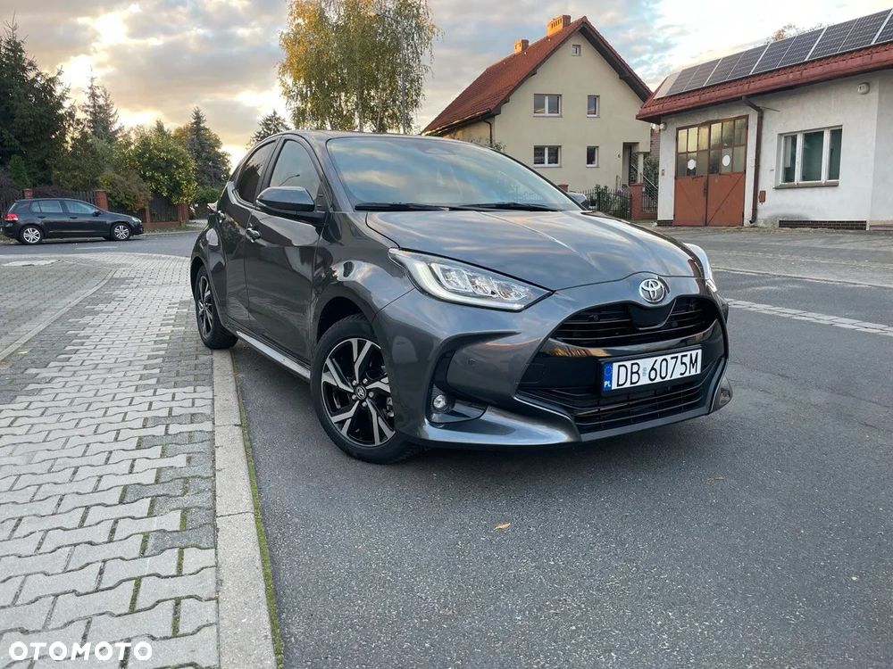 Toyota Yaris Hybrid 1.5 Style - 2