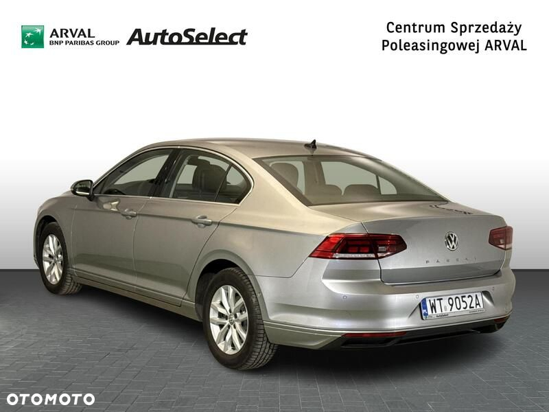 Volkswagen Passat - 3