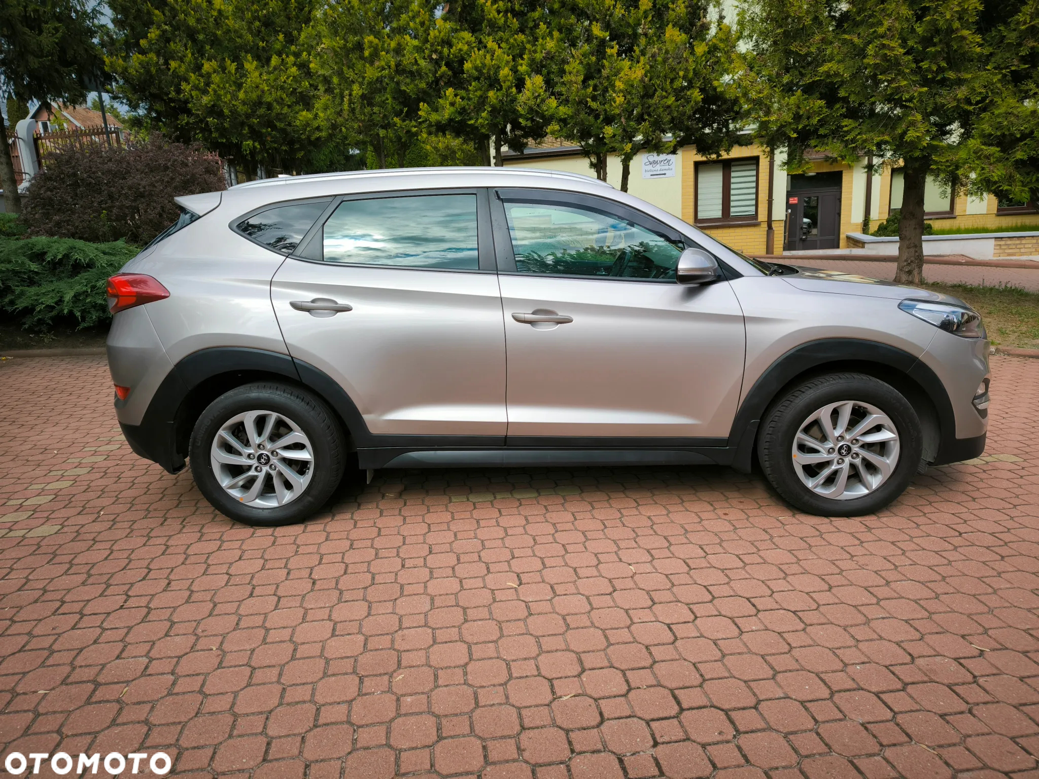 Hyundai Tucson 1.7 CRDI BlueDrive Comfort 2WD DCT - 13