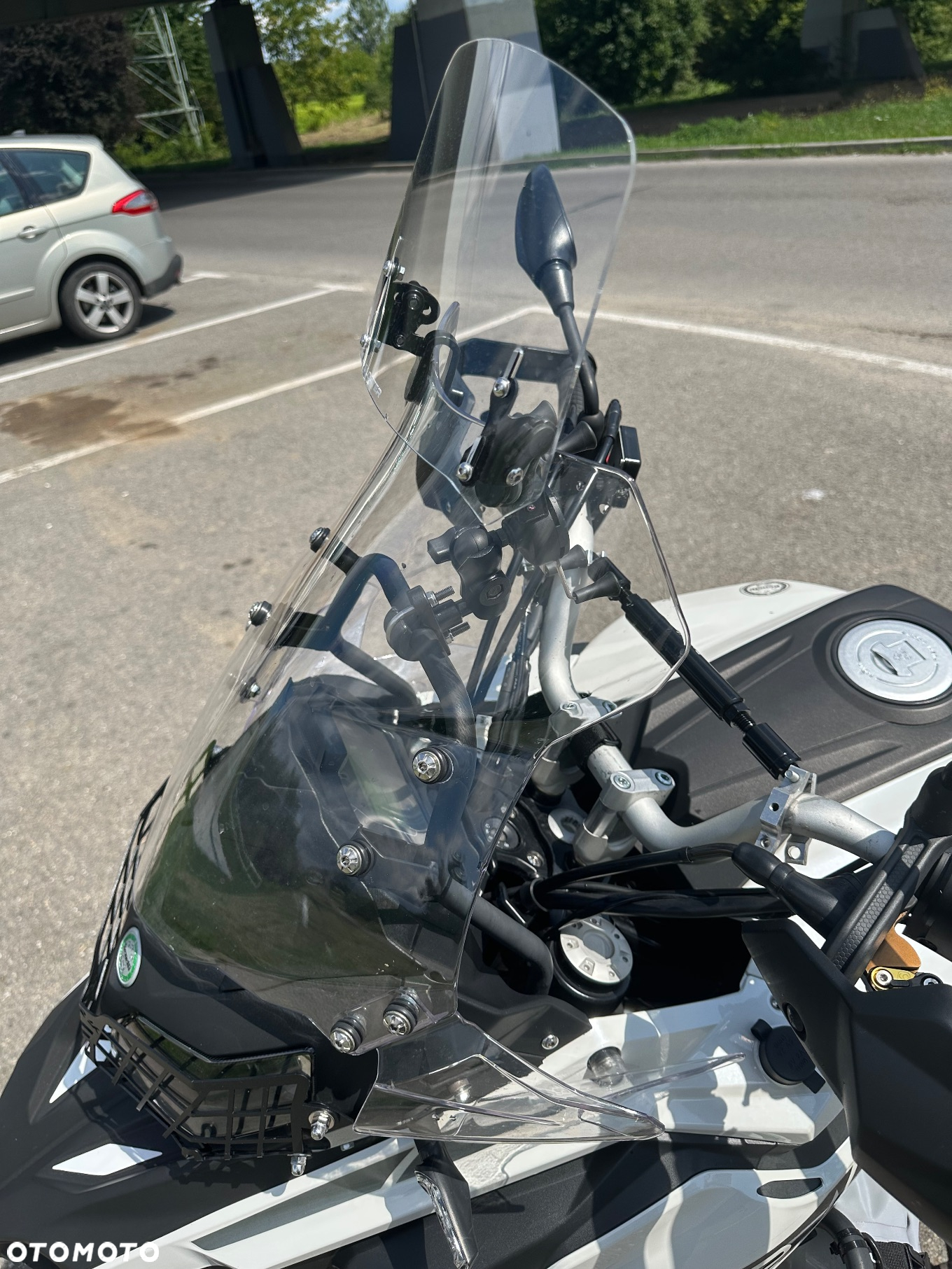 Benelli TRK 502X - 15
