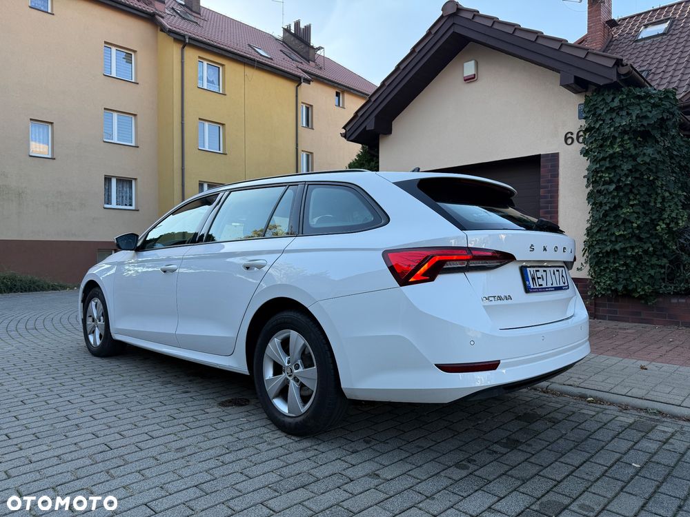 Skoda Octavia 2.0 TDI Active - 4