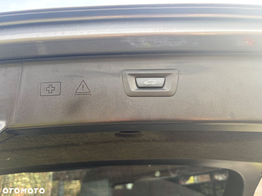 BMW Seria 5 530d Sport-Aut - 13