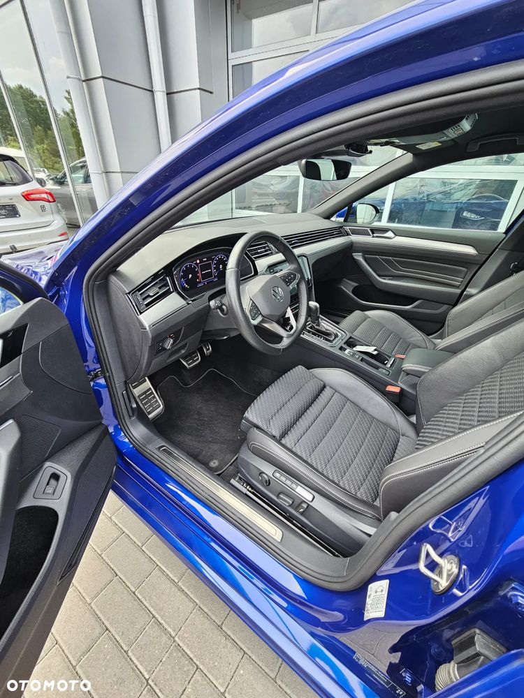 Volkswagen Passat 2.0 TSI Elegance DSG - 8