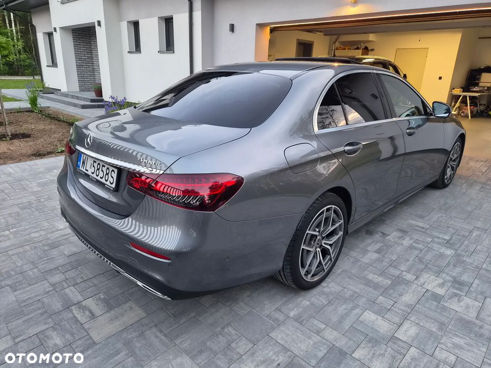 Mercedes-Benz Klasa E 220 d 4Matic 9G-TRONIC AMG Line - 38