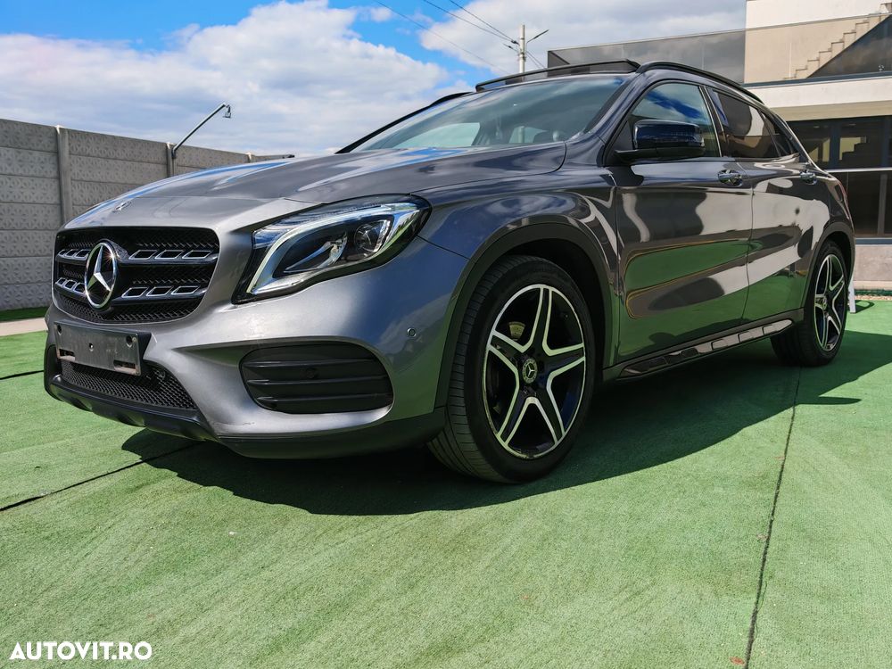 Mercedes-Benz GLA 200 7G-DCT AMG Line - 23