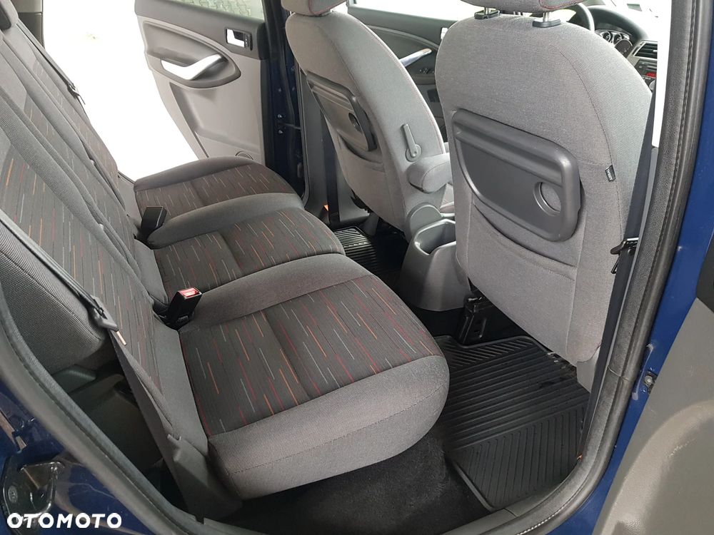 Ford C-MAX - 9