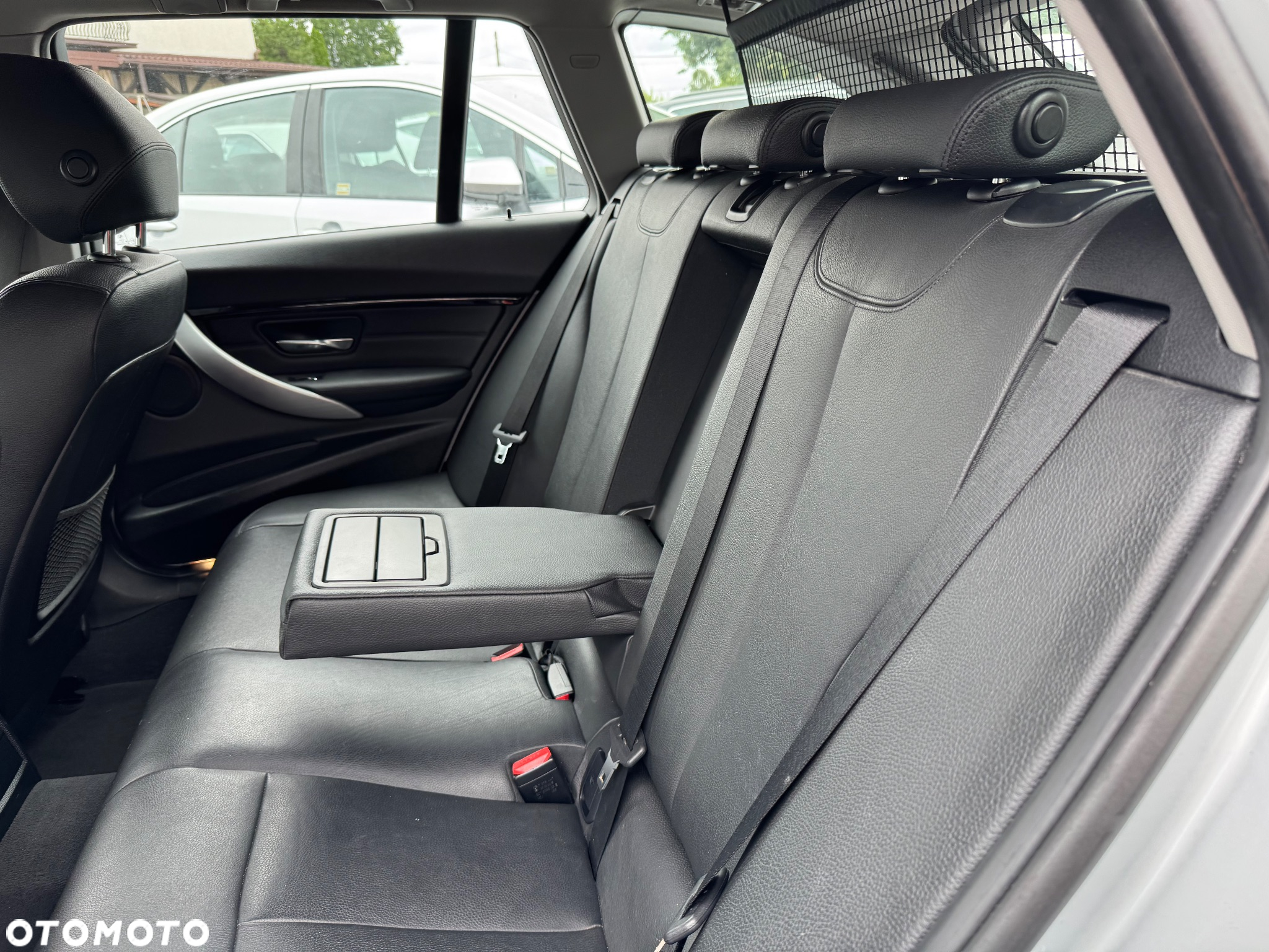 BMW Seria 3 316d Luxury Line - 8