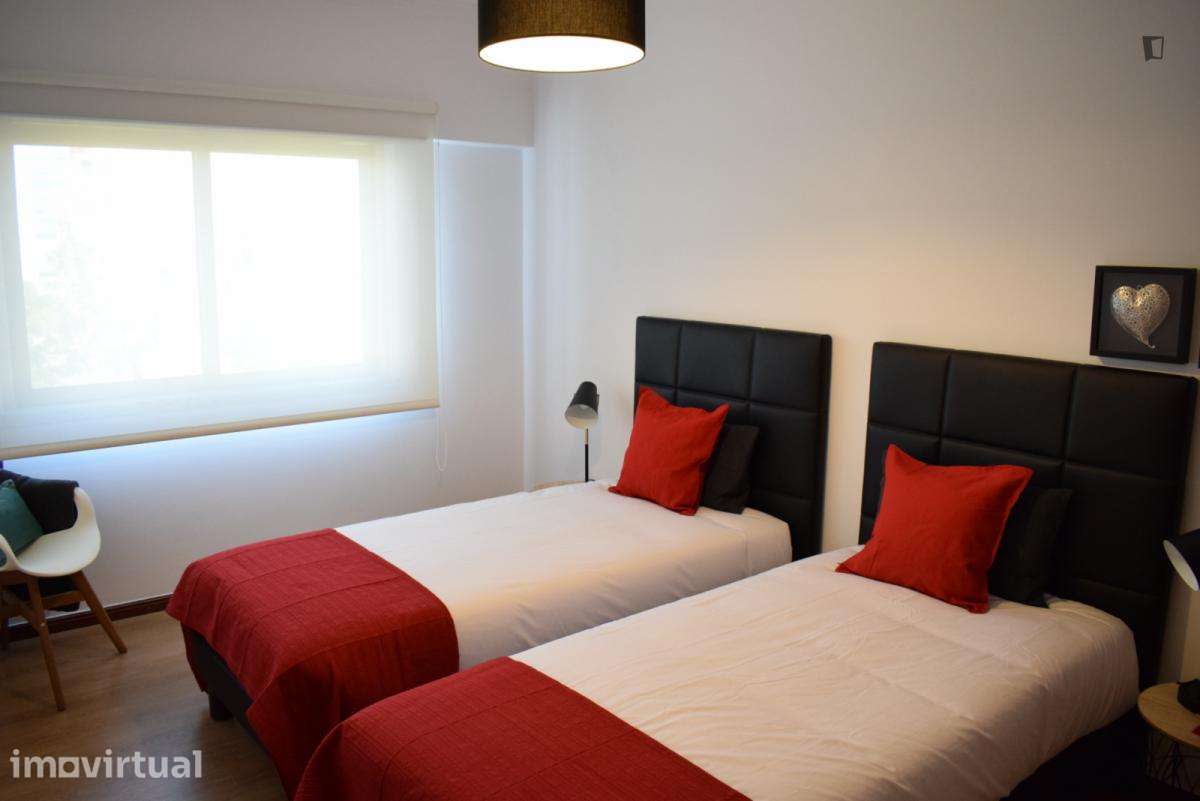 Apartamento com 2 quartos - localizado em Parque das Nações Lisbon - Grande imagem: 2/9