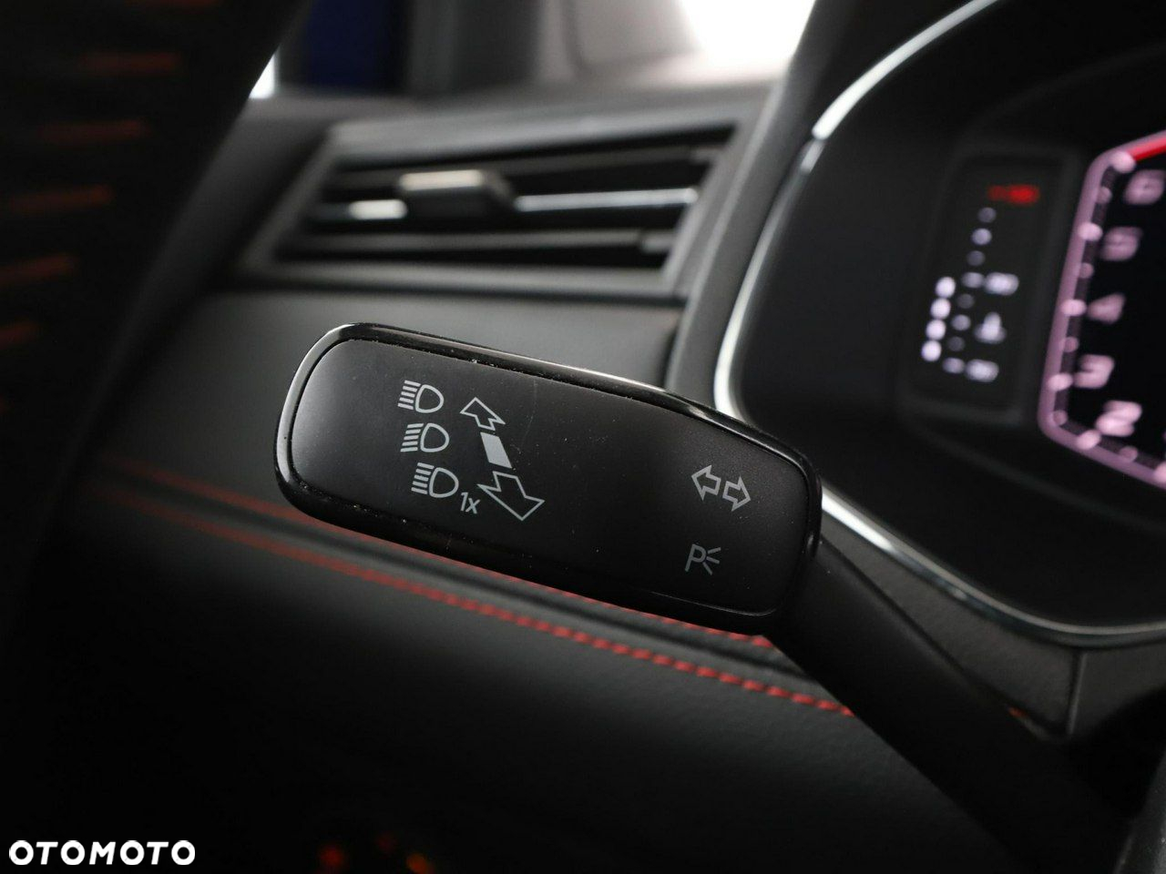 Seat Arona 1.0 TSI OPF DSG FR BEATS - 33