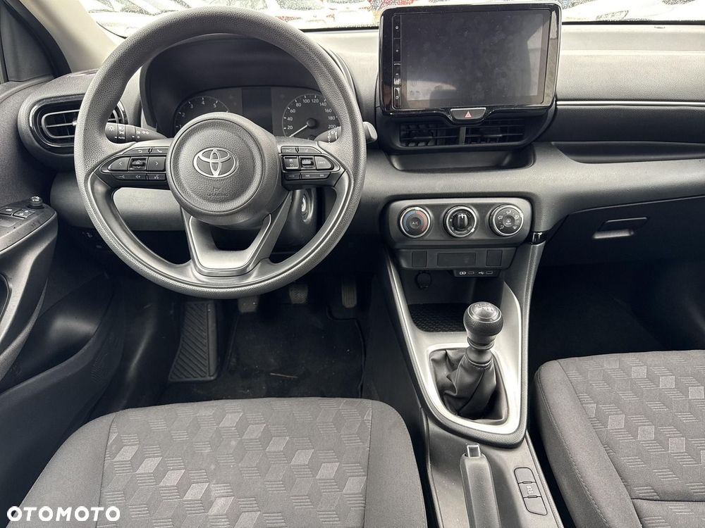 Toyota Yaris 1.5 Active - 9