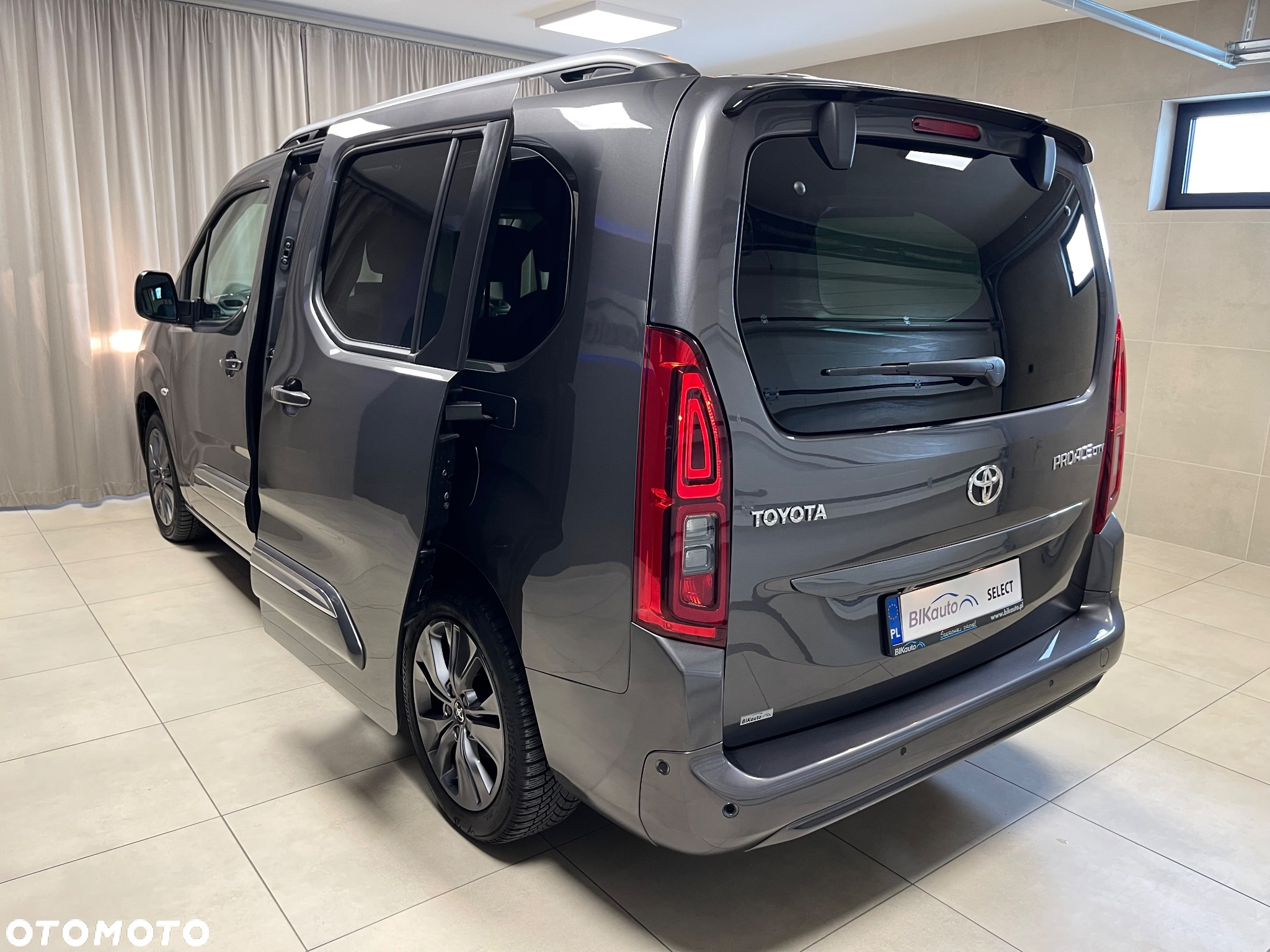 Toyota Proace City Verso Long 1.5 D-4D Family - 28