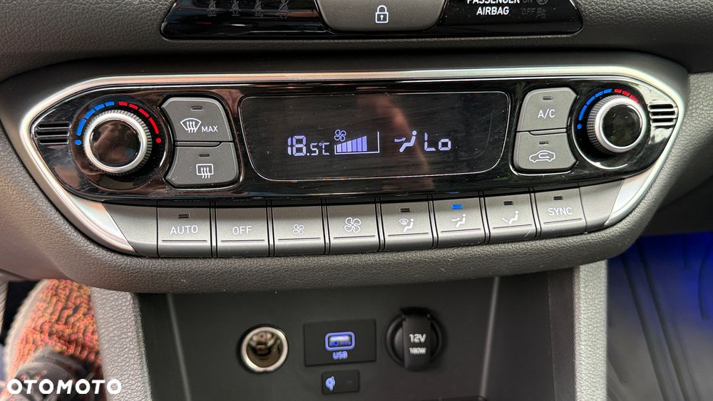 Hyundai i30 1.0 T-GDI EDITION 30 - 36