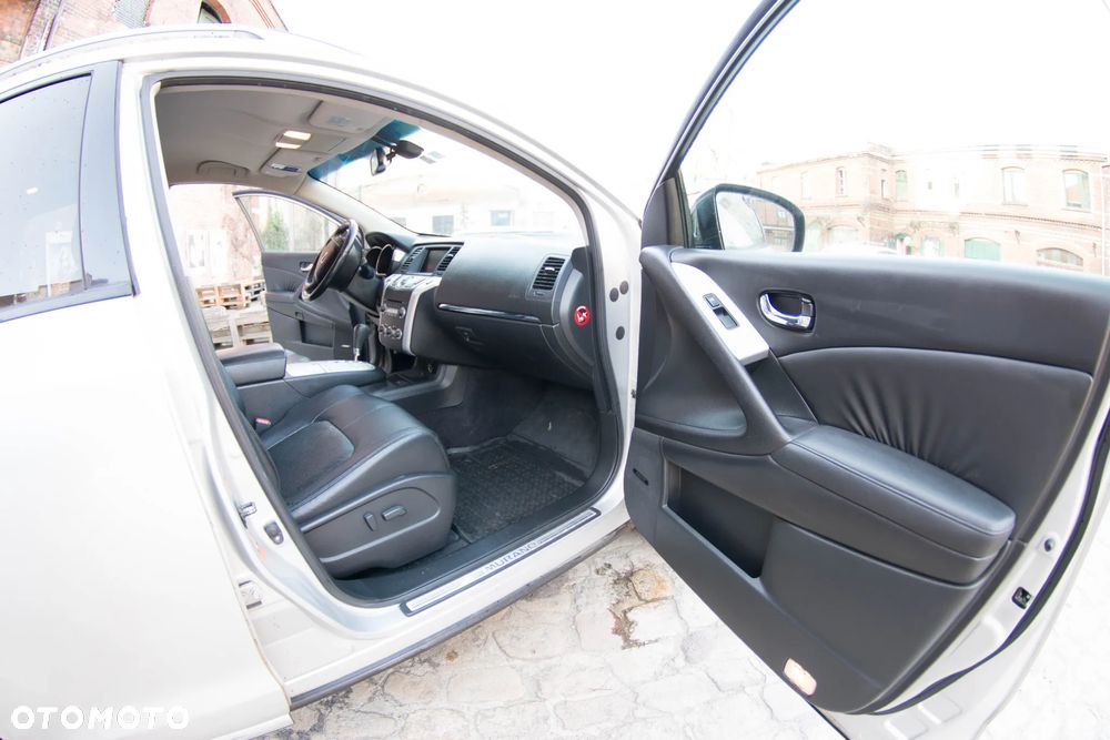 Nissan Murano 2.5 D Premium - 19