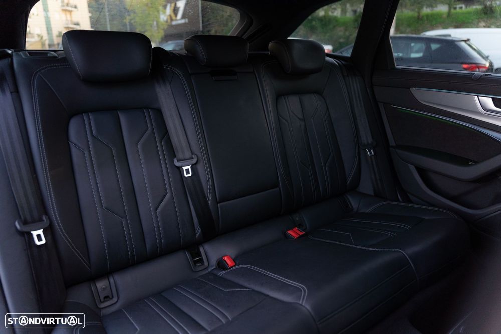 Audi A6 Avant 55 TFSIe quattro S line S tronic - 16