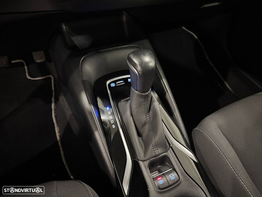 Toyota Corolla 1.8 Hybrid Comfort - 41