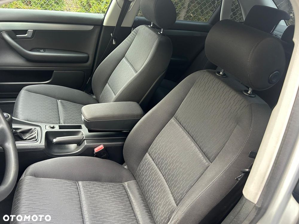 Audi A4 Limousine - 3