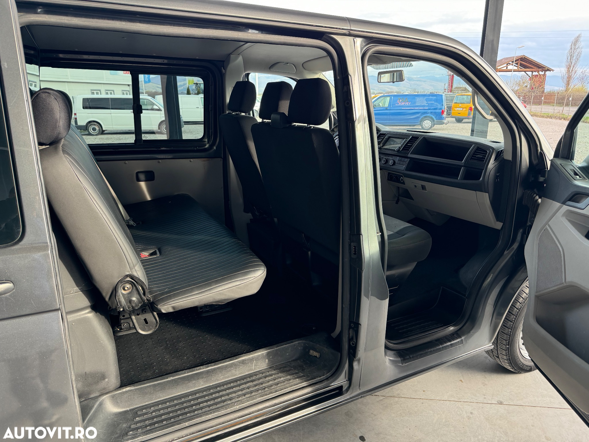 Volkswagen Transporter T6 Lang - 6