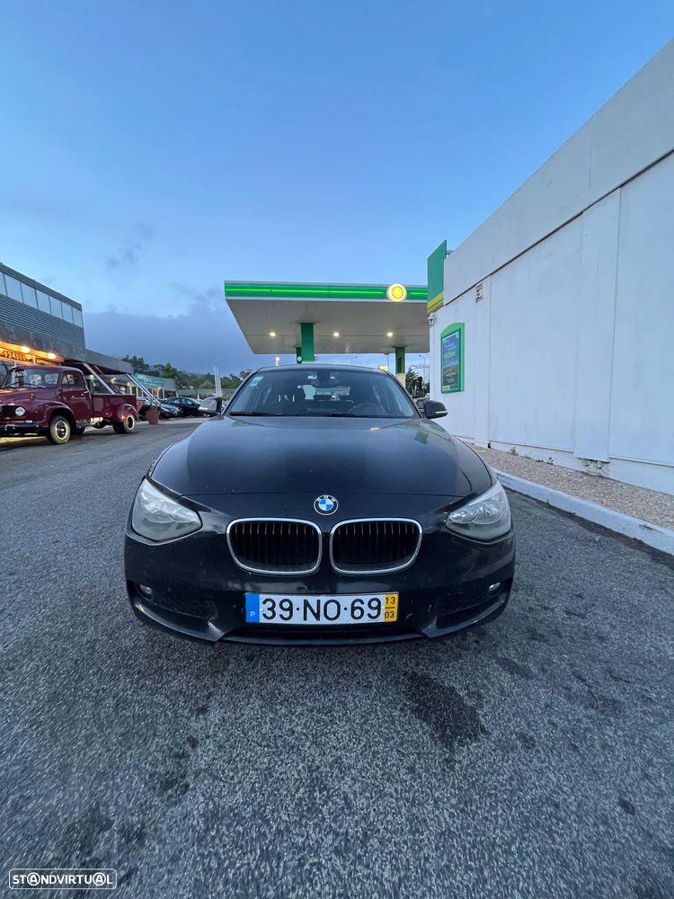 BMW 116 d Line Urban - 1