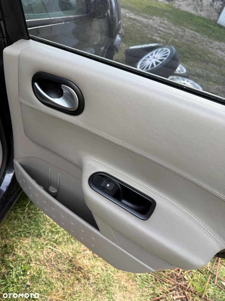 Renault Megane 1.9 dCi Privilege - 8