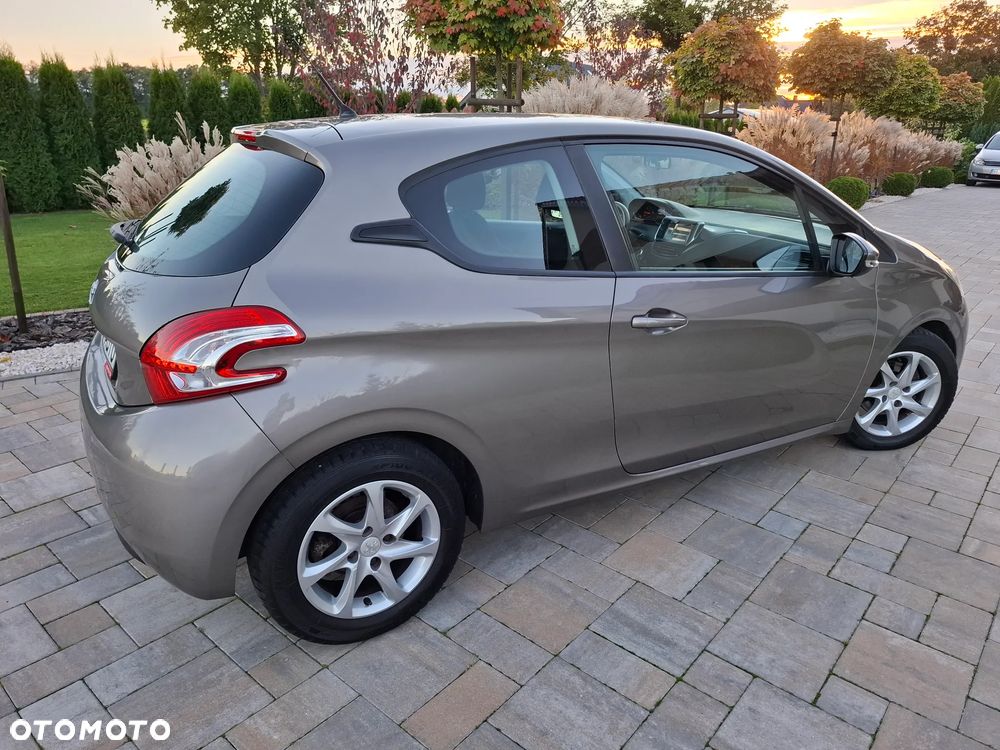 Peugeot 208 1.4 VTi Active - 20