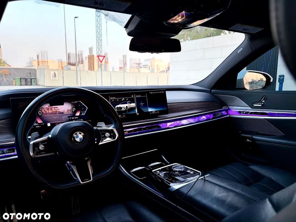 BMW Seria 7 740Li xDrive sport - 15