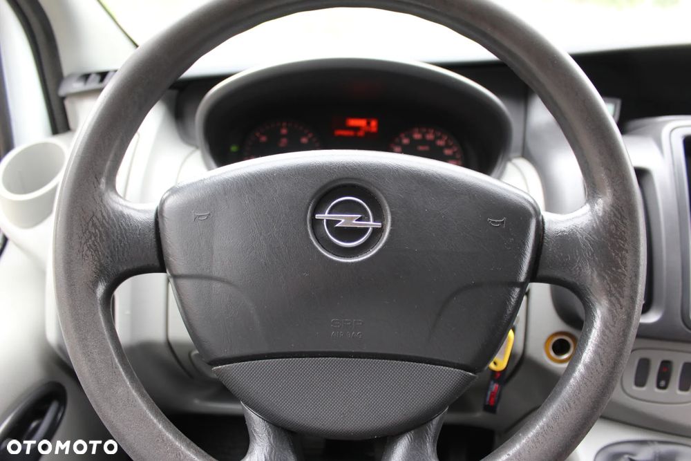 Opel Vivaro - 21