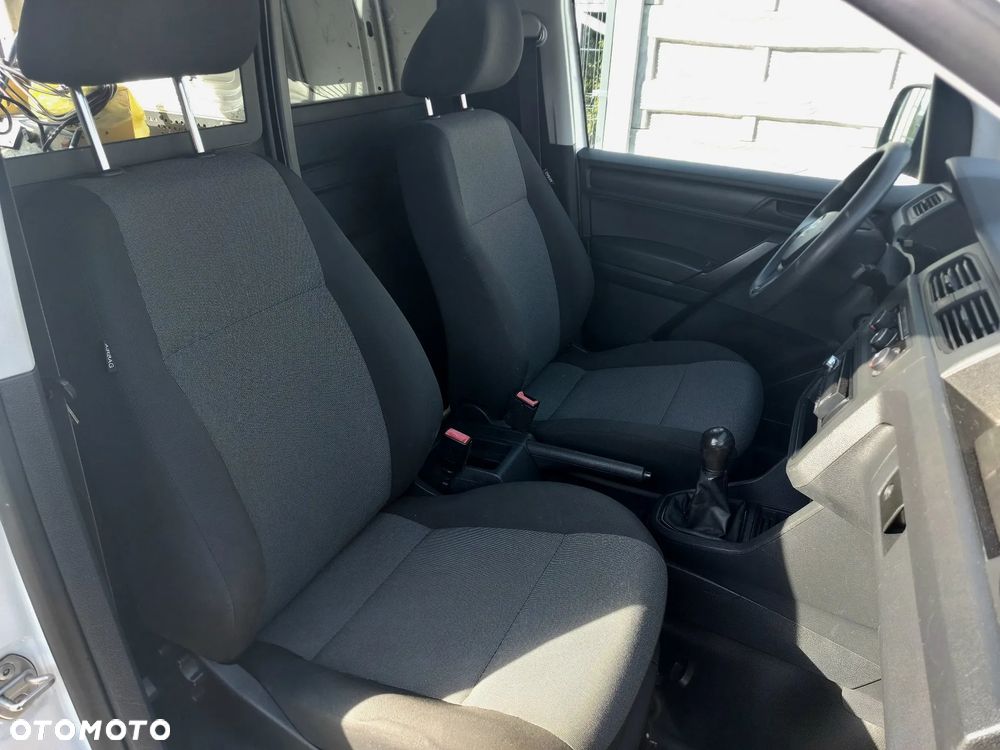 Volkswagen Caddy - 17