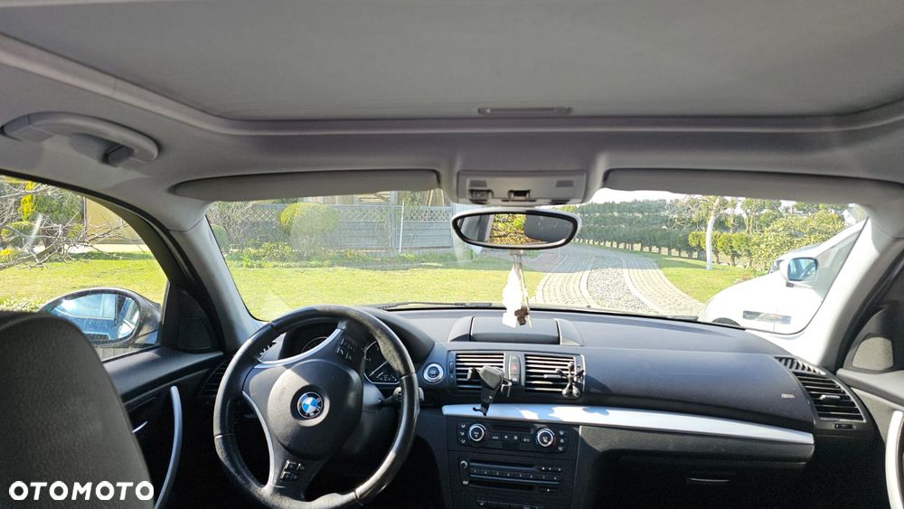 BMW Seria 1 120d DPF - 18