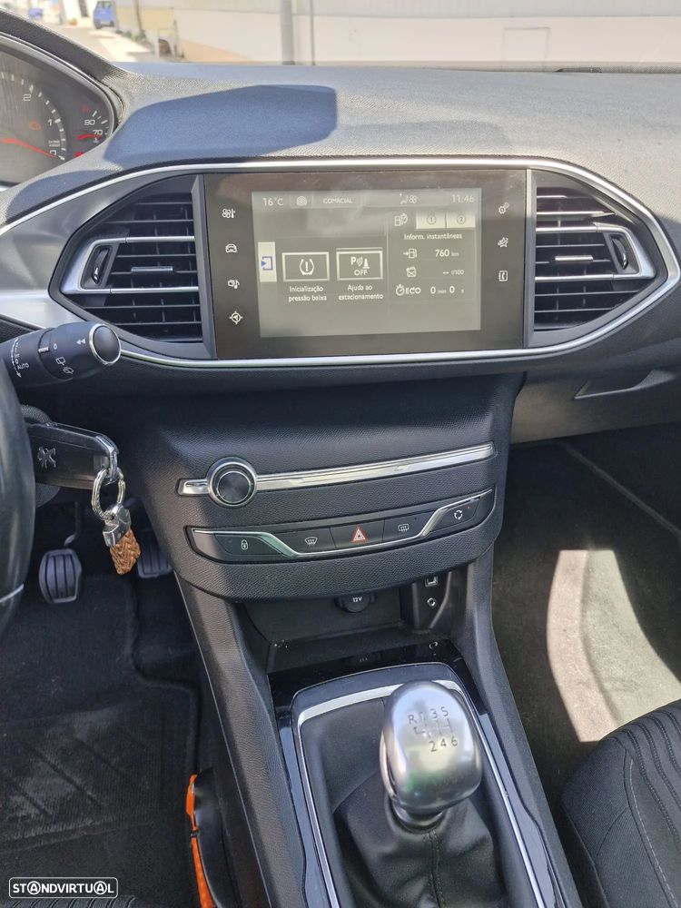 Peugeot 308 SW BlueHDi 120 Stop & Start Active - 12
