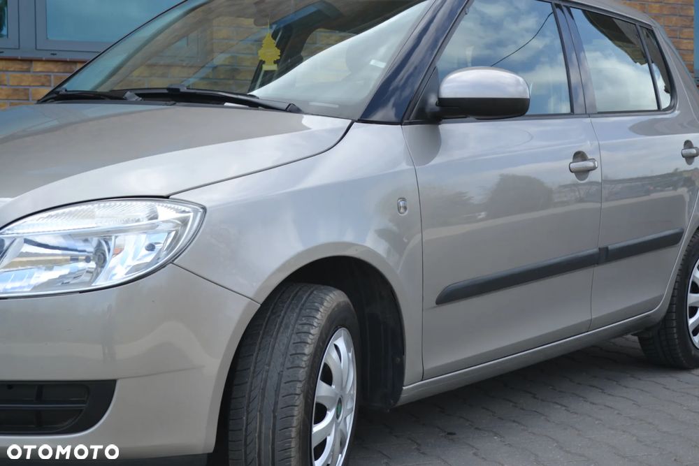 Skoda Fabia 1.4 16V Ambiente - 10