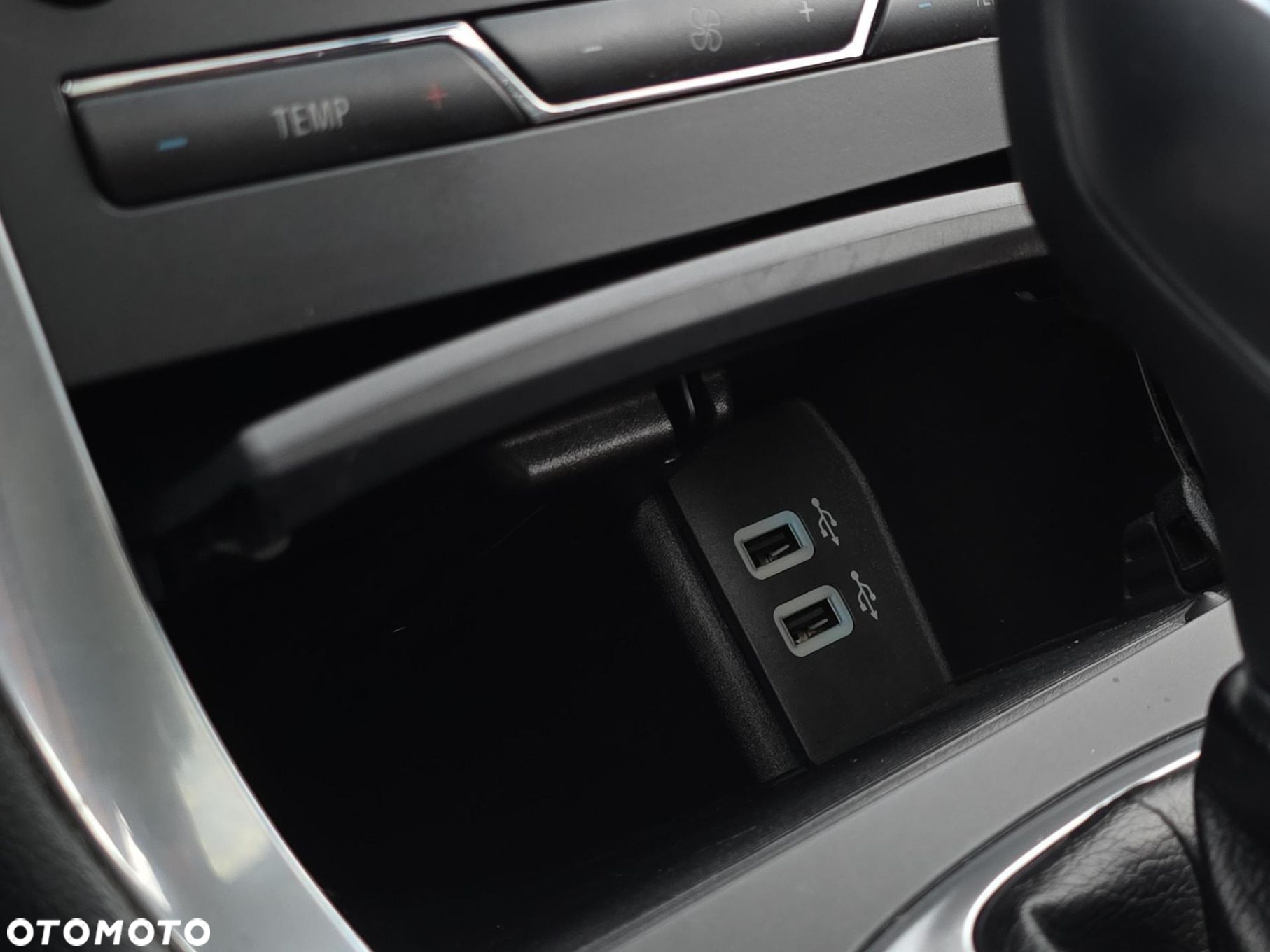 Ford Edge - 21
