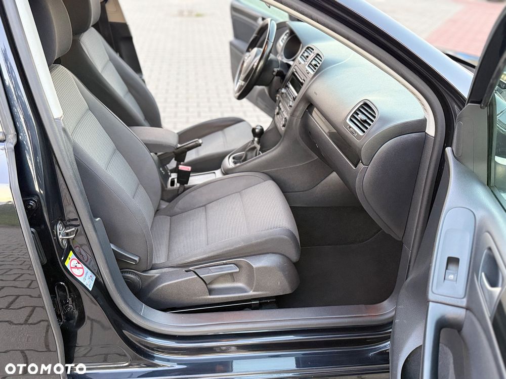 Volkswagen Golf 2.0 TDI DPF GT Sport - 28