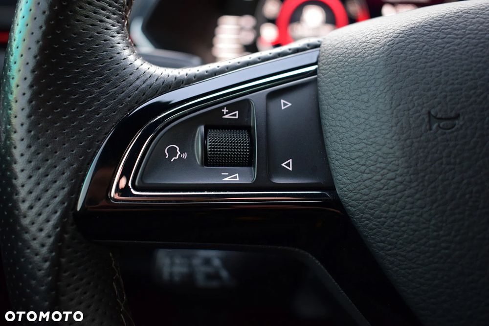 Skoda Superb 2.0 TSI 4x4 Sportline DSG - 12