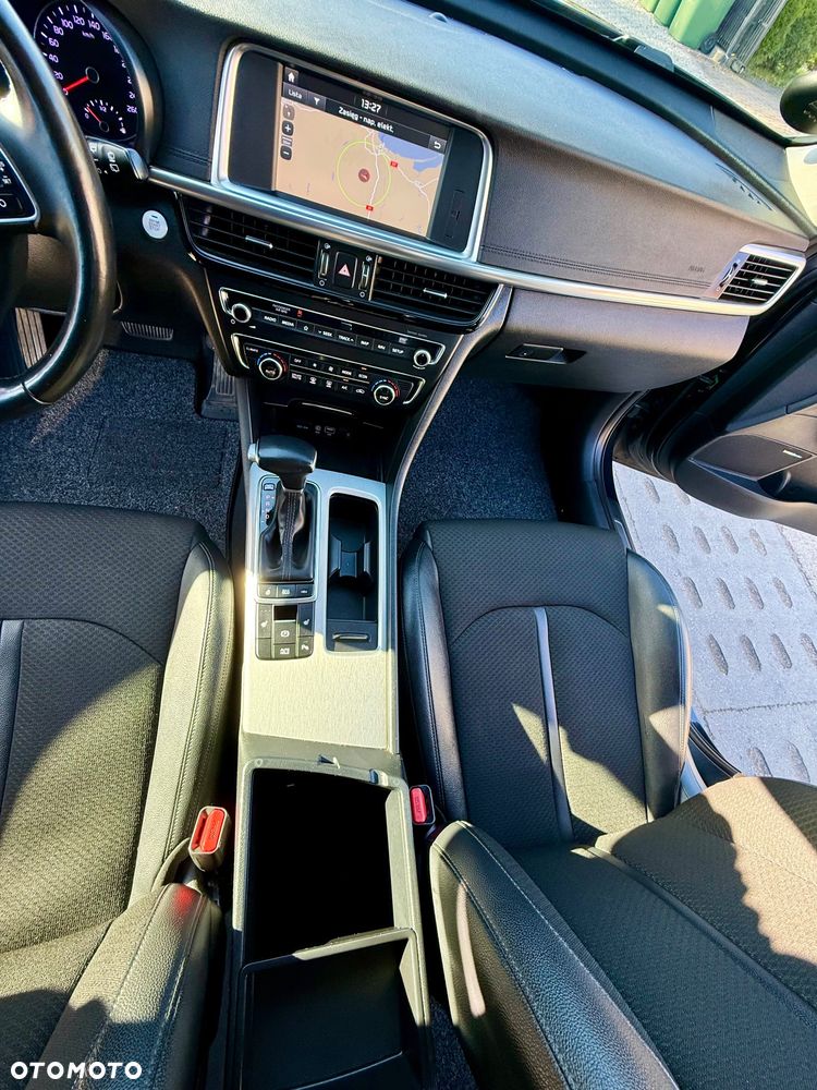 Kia Optima - 25