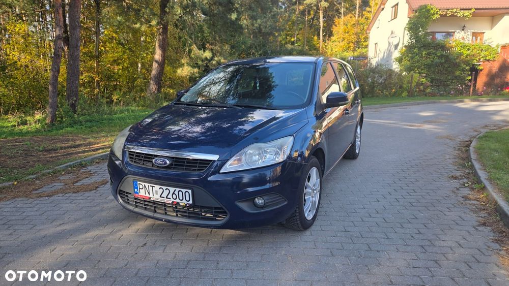 Ford Focus 2009 photo 2